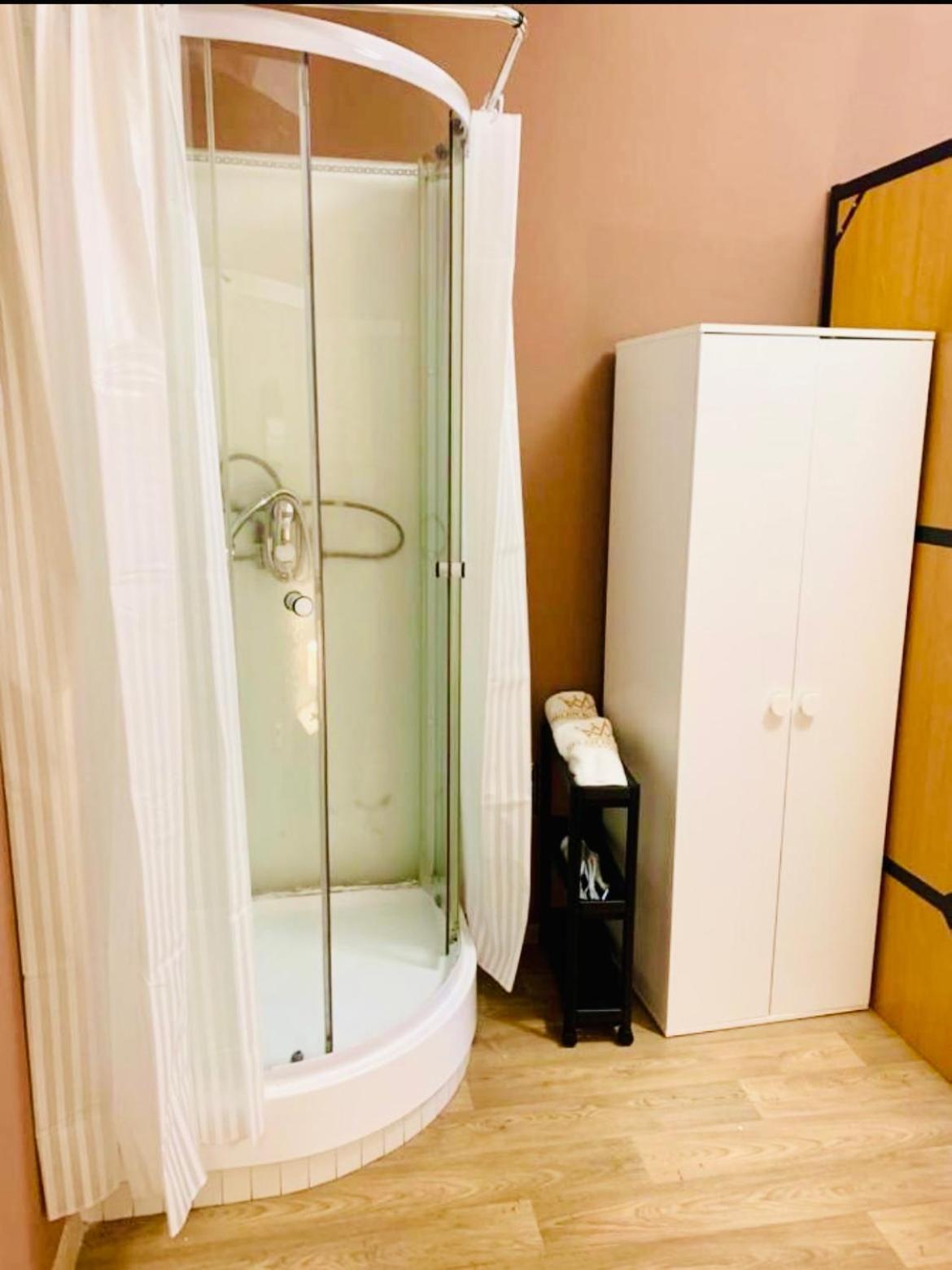 Happy Hostel In Centrum Prague Ngoại thất bức ảnh