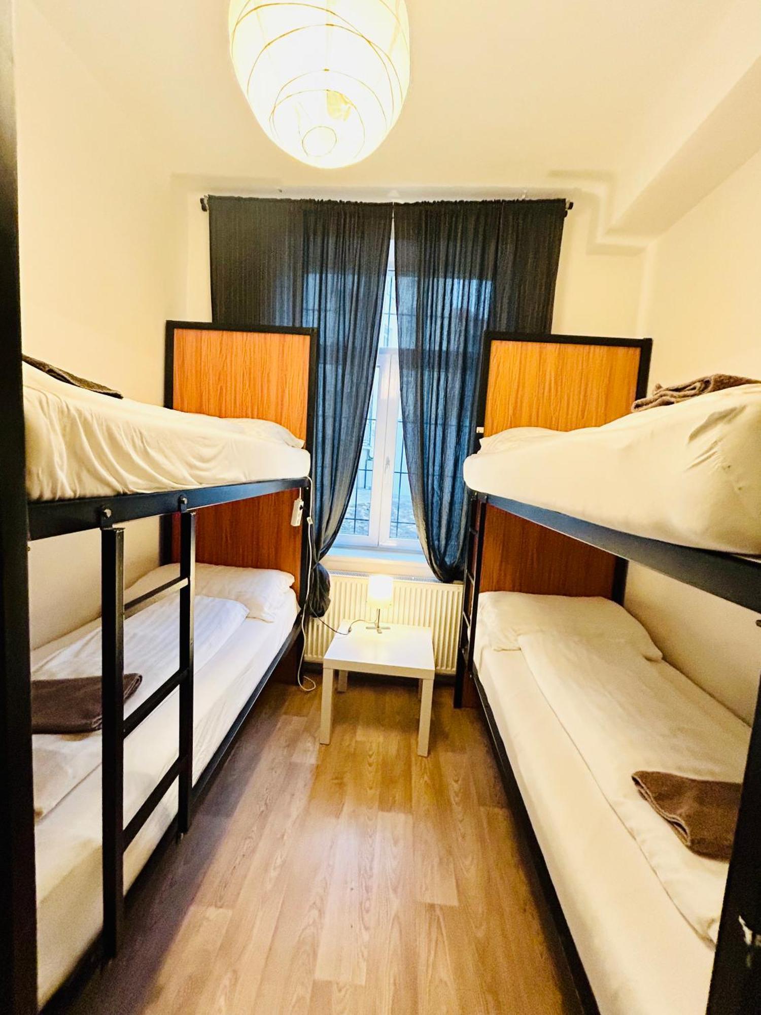 Happy Hostel In Centrum Prague Ngoại thất bức ảnh