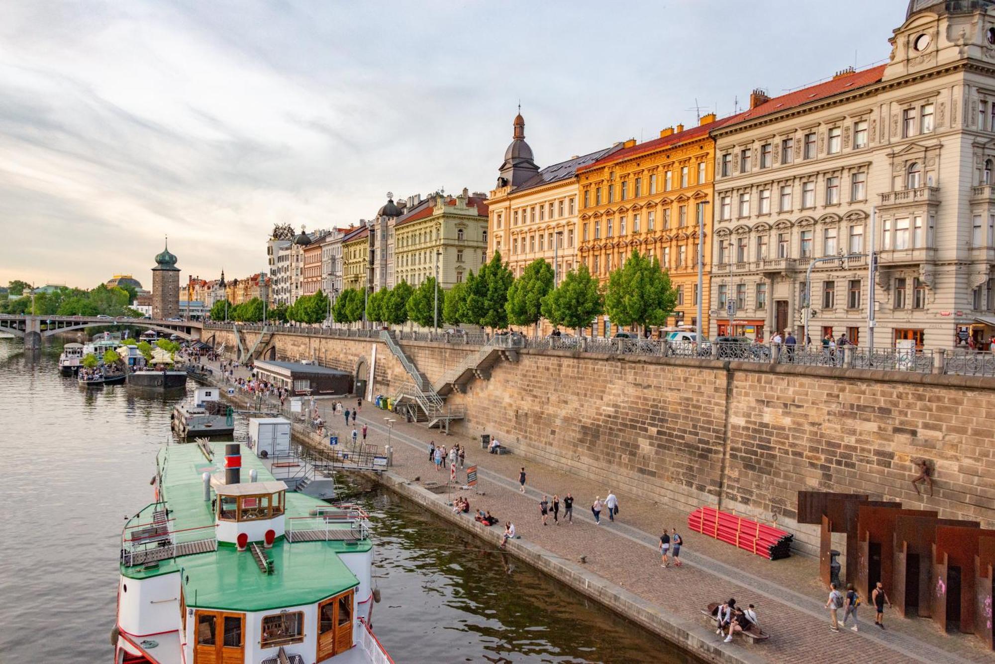 Happy Hostel In Centrum Prague Ngoại thất bức ảnh